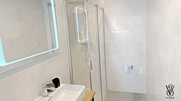 Top 29: 2-Zimmer-Erstbezug, 45 m² + Balkon 6 m² — Neubau Fleischmanngasse 6, 1040 Wien – Bild 3