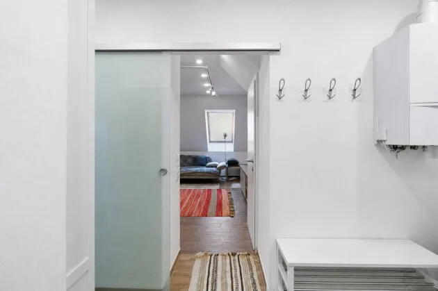 Above the Roofs of Vienna: 2.5-Room Maisonette with Sun Terrace, U1 Troststraße – image 13