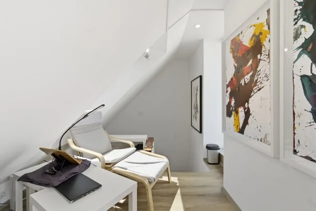 Above the Roofs of Vienna: 2.5-Room Maisonette with Sun Terrace, U1 Troststraße – image 26