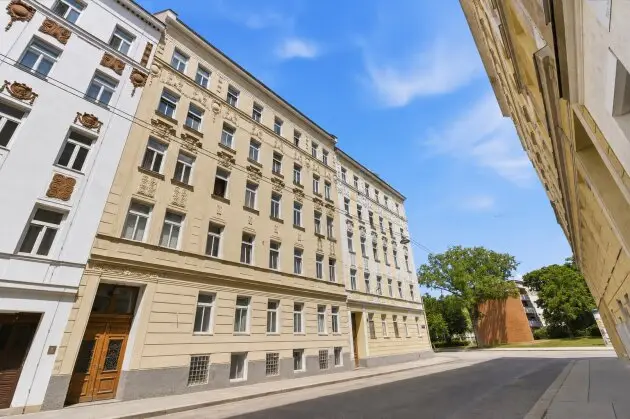 Above the Roofs of Vienna: 2.5-Room Maisonette with Sun Terrace, U1 Troststraße – image 33
